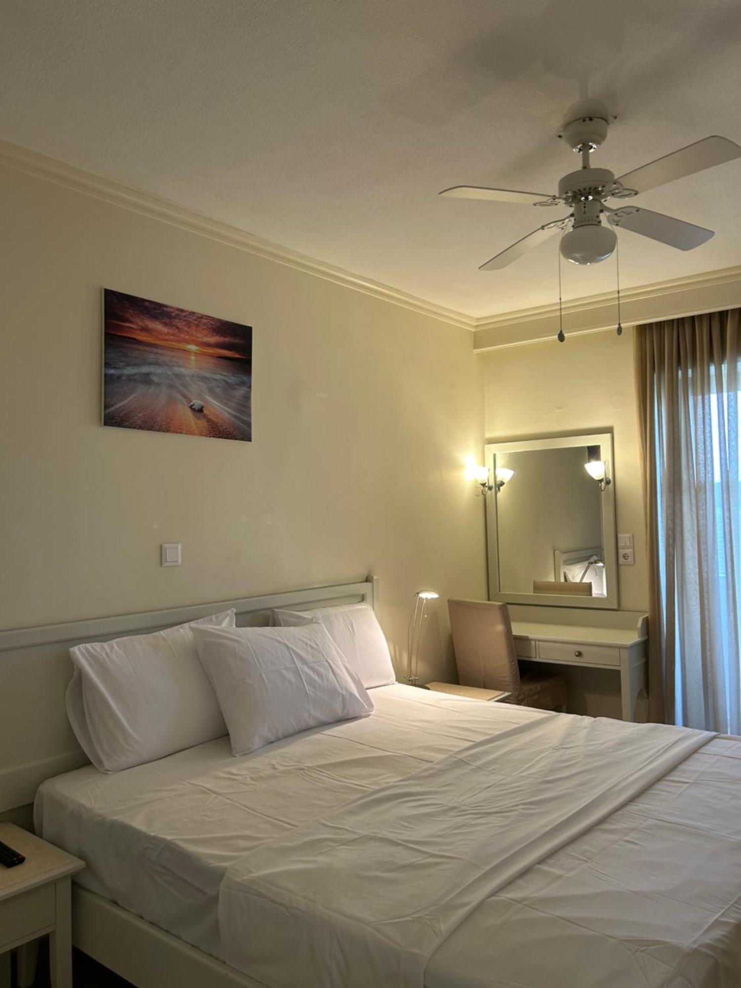 Captain Yiannis Studios & Apartments Kos-stad Buitenkant foto