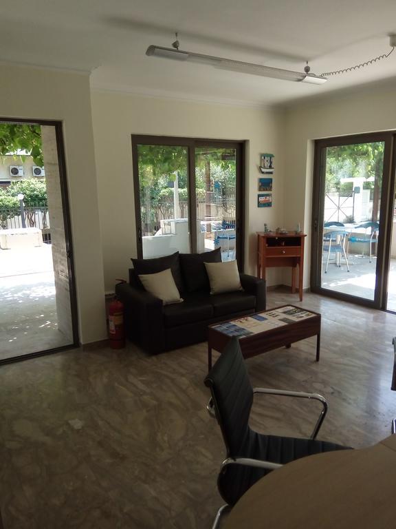 Captain Yiannis Studios & Apartments Kos-stad Buitenkant foto